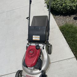 Honda 3-1 System Lawn Mower 