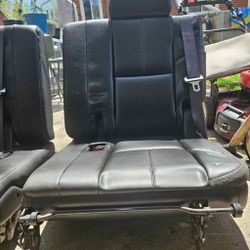Tahoe 3rd row seating leather