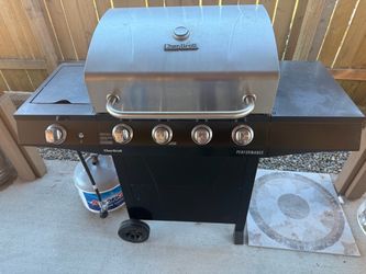 Charbroil bbq four burner with side burner