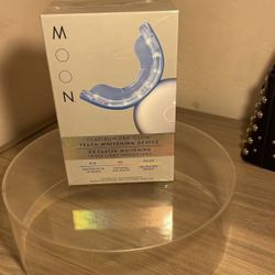 Moon Teeth 