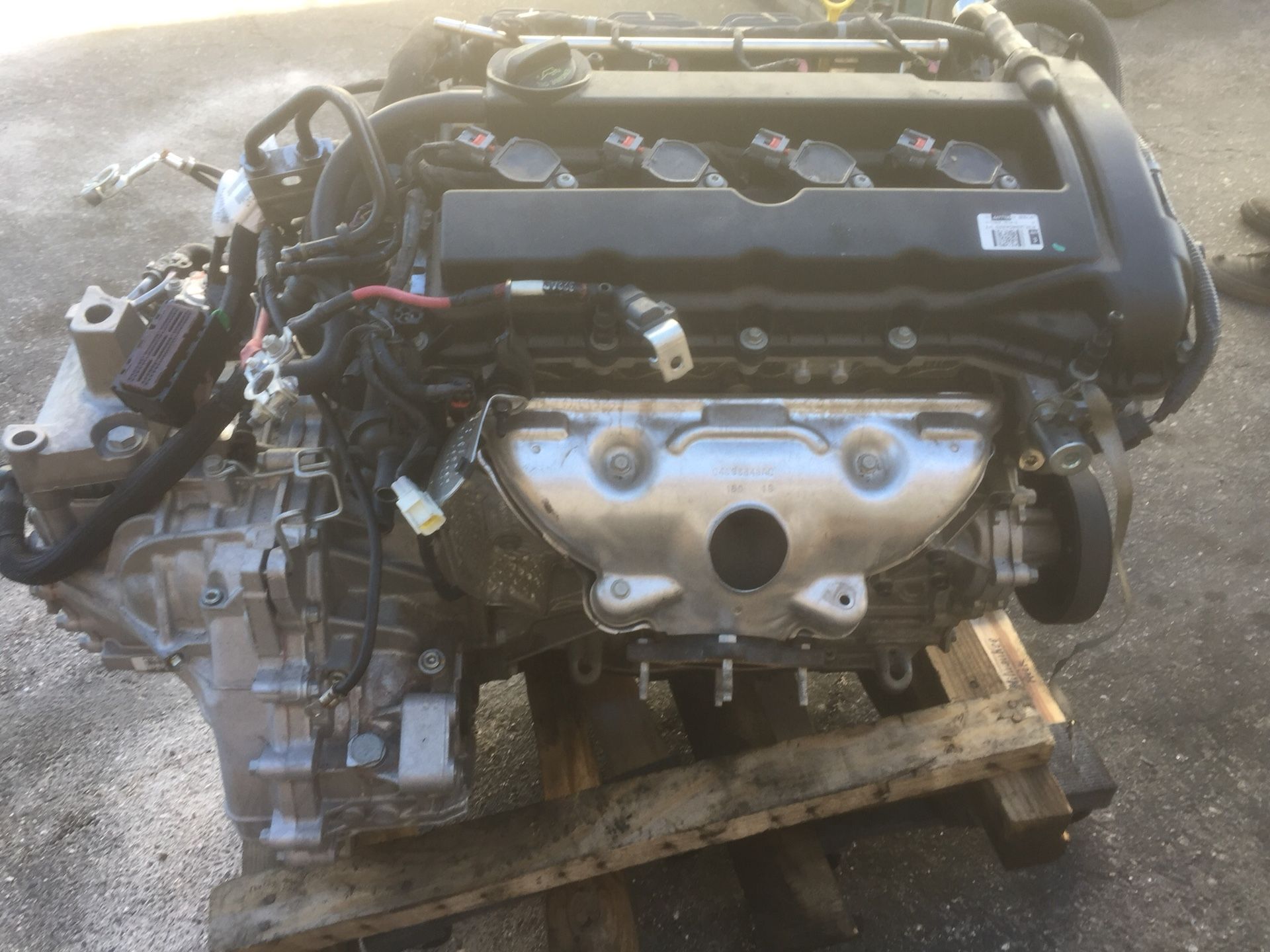 2015 Jeep Patriot 4 cylinder 2.4motor Sold Transmission Ok parting out 2007 Toyota Have doors rt. & Lt one and other parts car os Gone Ok Read post !