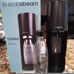 SODA STREAM TERRA SPARKLING WATER MAKER 