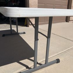 Lifetime 6’ Folding Table