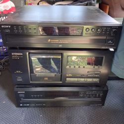 Sony CDP-CE275, ONKYO DX-C390, Pioneer PD-F505, All Are DV PLAYERS