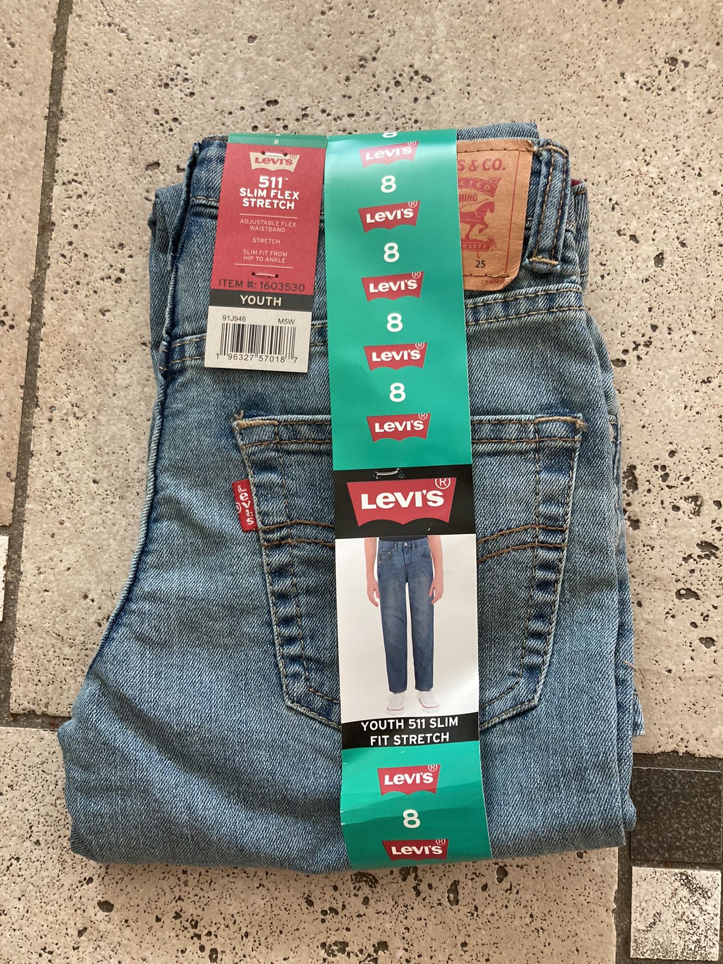 New Levi’s Boys 511 Jeans Size 8