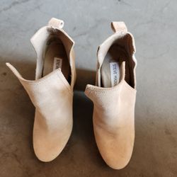 Short Boots Women's Size 6