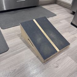 Adjustable Wooden Slant Board 15.5x12.5 – 6–11” Height Calf Stretch / Squat Wedge