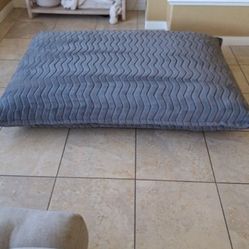 lounge & co crash foam pillow