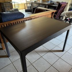 Extendable Wooden Table