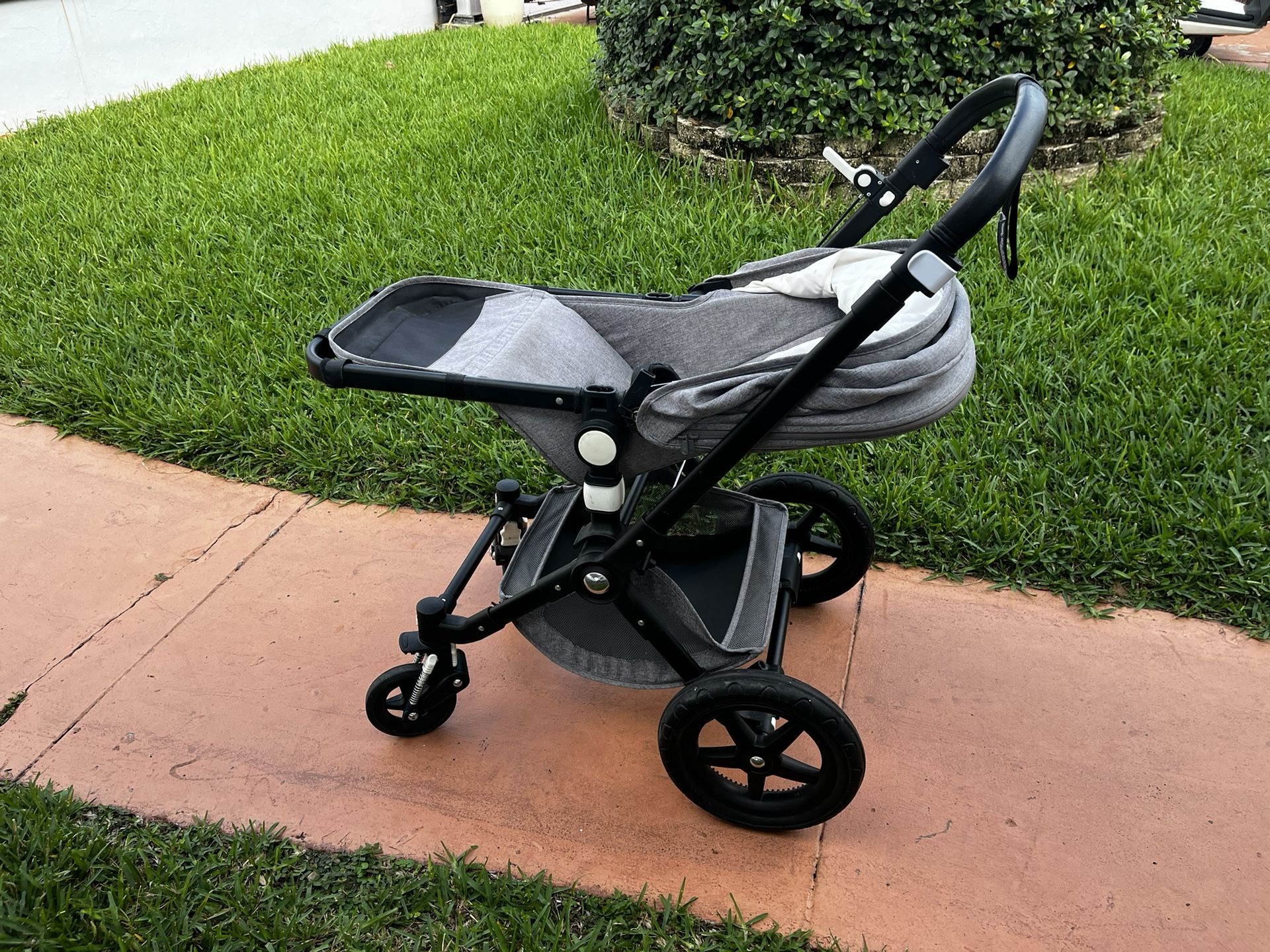 Bugaboo Fox Stroller…AS IS… SEE ALL PICTURES…$75