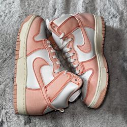 women nike dunk high 