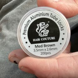 Hair Coutour 200 Pieces Premium Aluminum Tube Locks 3.5mmx2.6mm Brand new 10$obo Medium brown