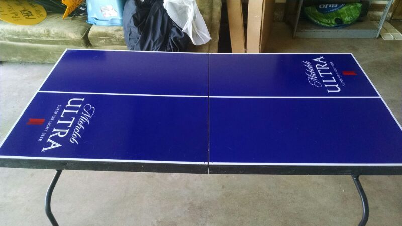 Michelob Ultra 6 ft beer pong table