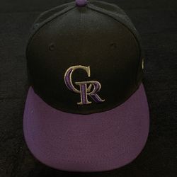 Rockies Fitted SIZE 7