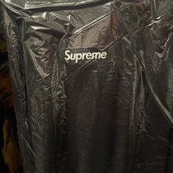 Supreme Box Logo