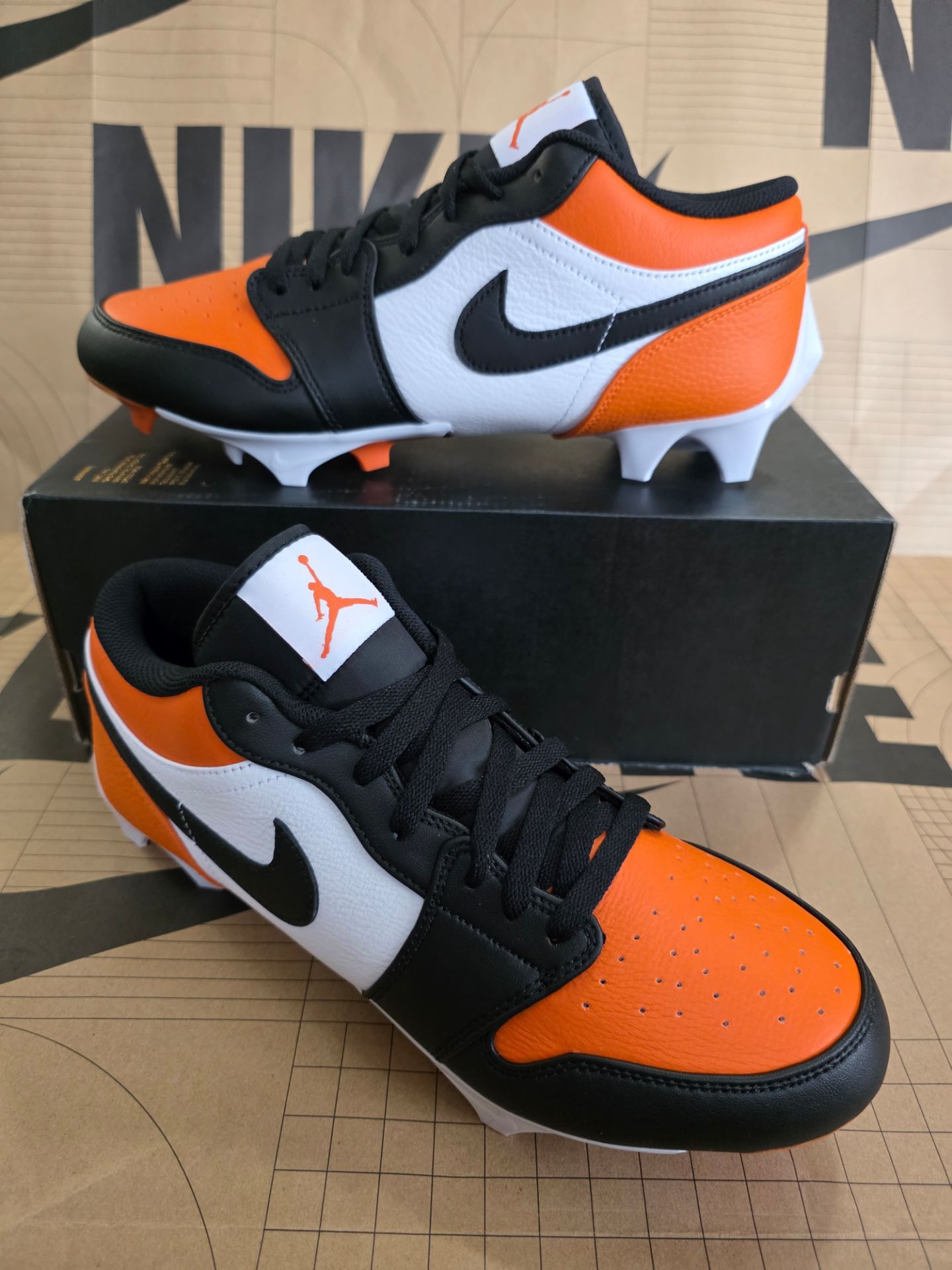 Air Jordan 1 Low TD Shattered Backboard Football Cleats Men's Size 11