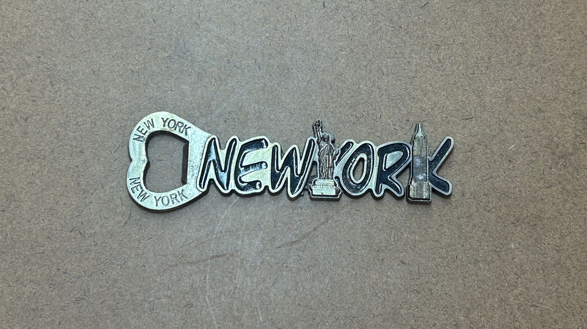 Vintage Lisa NYNC •New York MAGNETIC Bottle Opener 👀 (please read description)