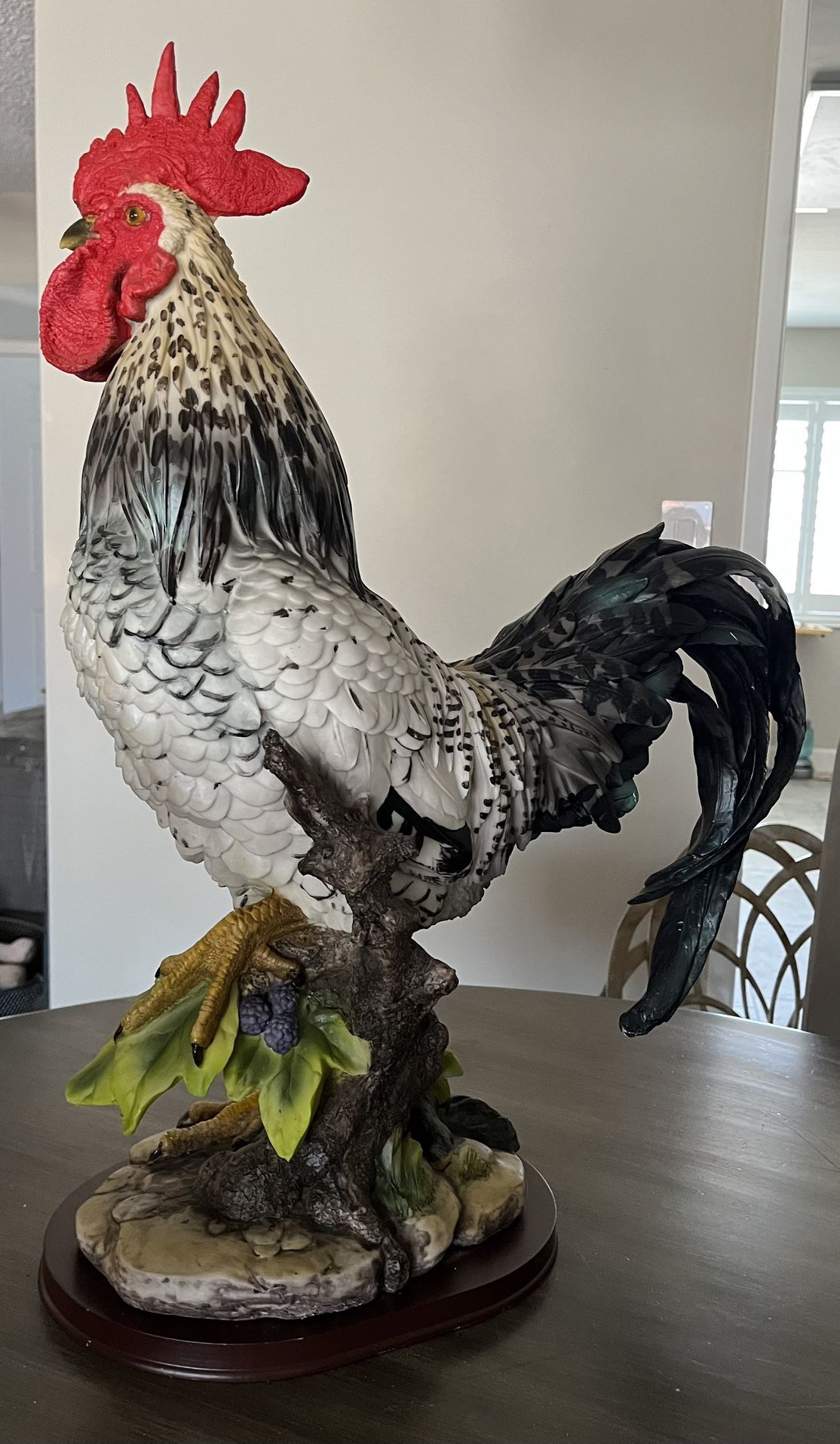 24" Beautiful BHE Collection Resib Rooster