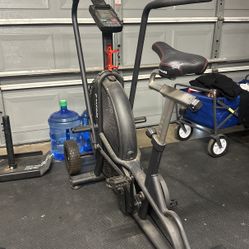 Titan Fitness Bike