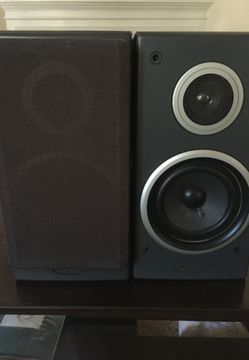 Denon speaker