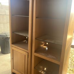 Entertainment center