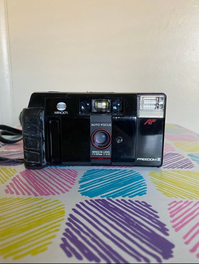 Minolta Freedom III 35mm Camera