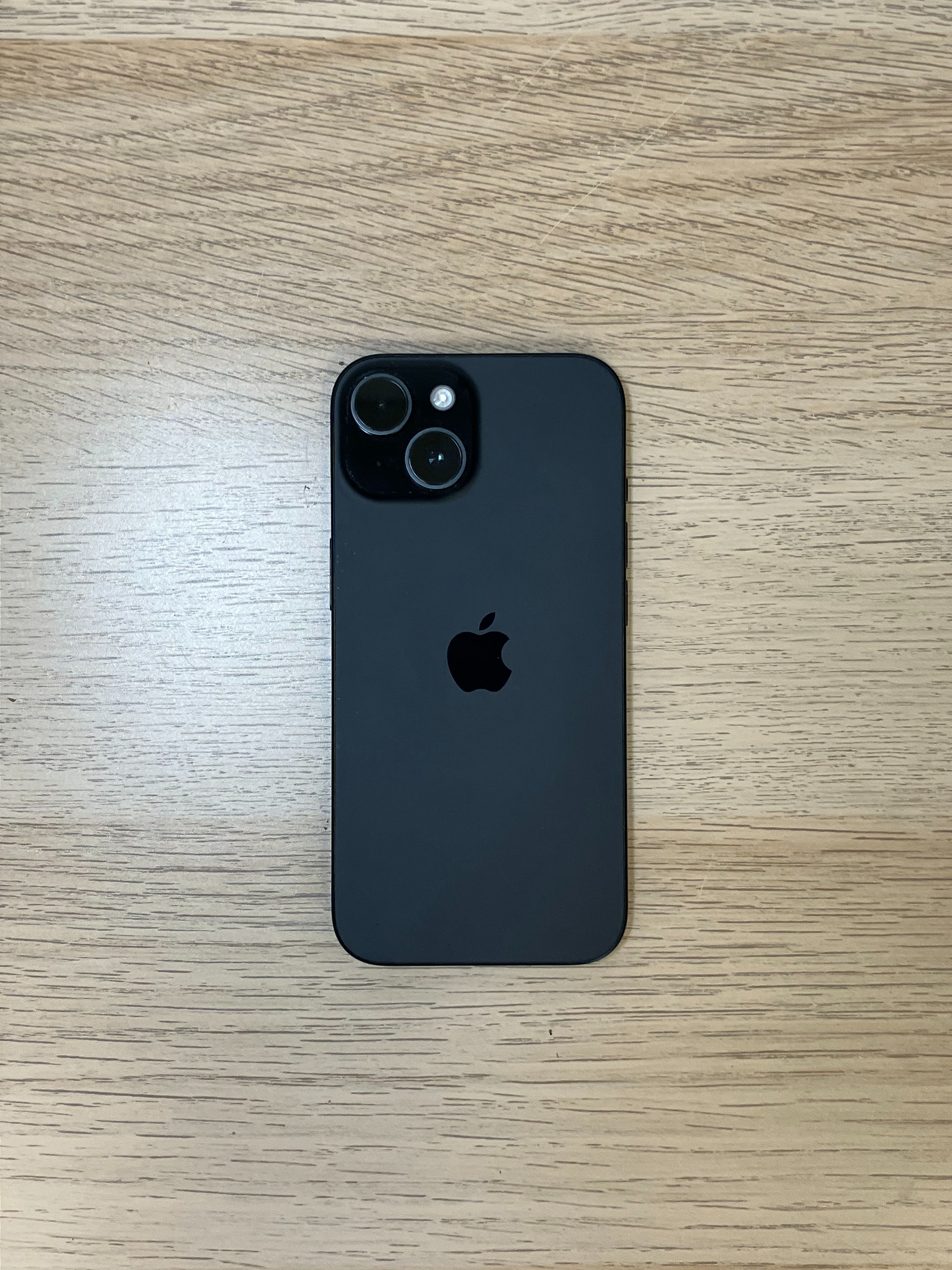 iPhone 15 - Unlocked - 128GB