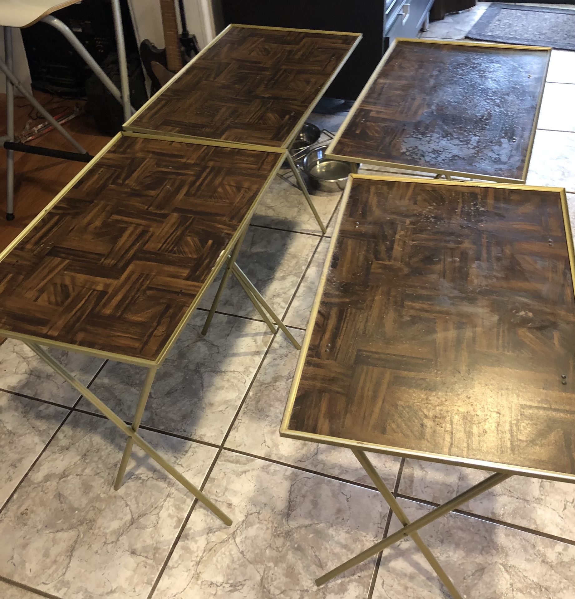 Vintage Set Of 4 Snack Tables With Stand-reduced Price