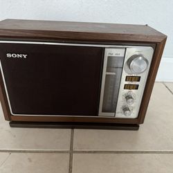 SONY ICF-9740W AM/FM Wood Table Top Radio-WORKING. Good Condition.