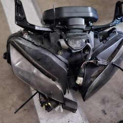 Honda Cbr 600rr 2003 Front Bracket Mount With Headlights, Harness And Speedometer 