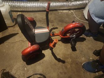 Mobo 12" Sport Cruise Tricycle 