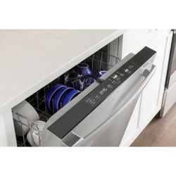 BRAND NEW GE® Top Control with Plastic Interior Dishwasher with Sanitize Cycle & Dry Boost