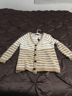 Jacket long sleeve. Never worn size S