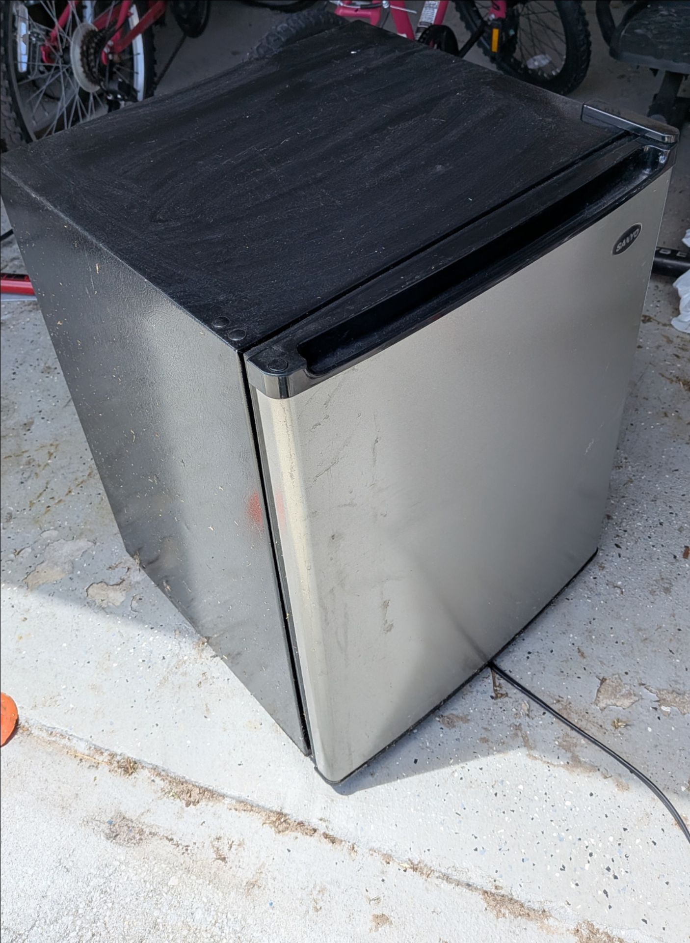 Mini Refrigerator