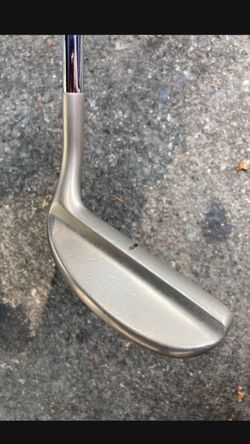 Macgregor hoylake putter 31”
