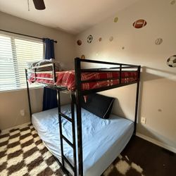 Full/Full Bunk Bed