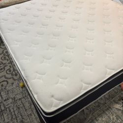 King Size Mattress An Box 