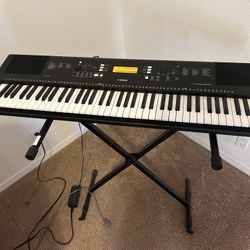 Yamaha Keyboard 