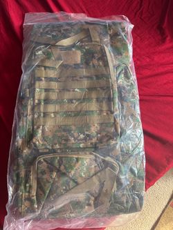 Army Green Camouflage Backpack Brand New Traveling