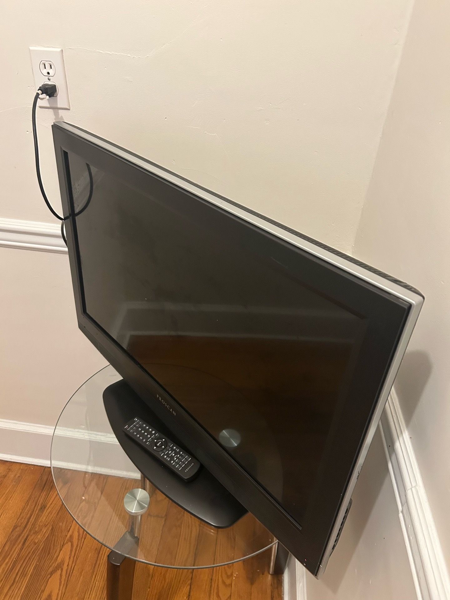Proscan 32inch LCD