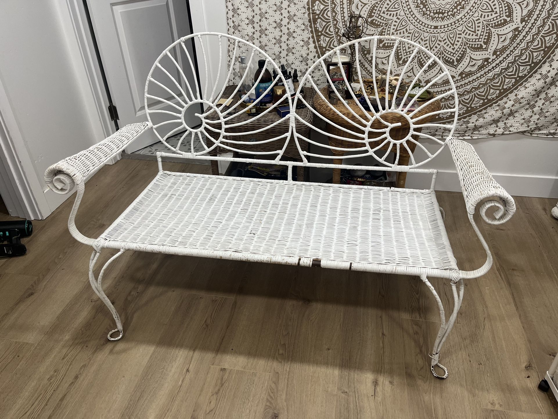 Wicker 2 Person Chair 