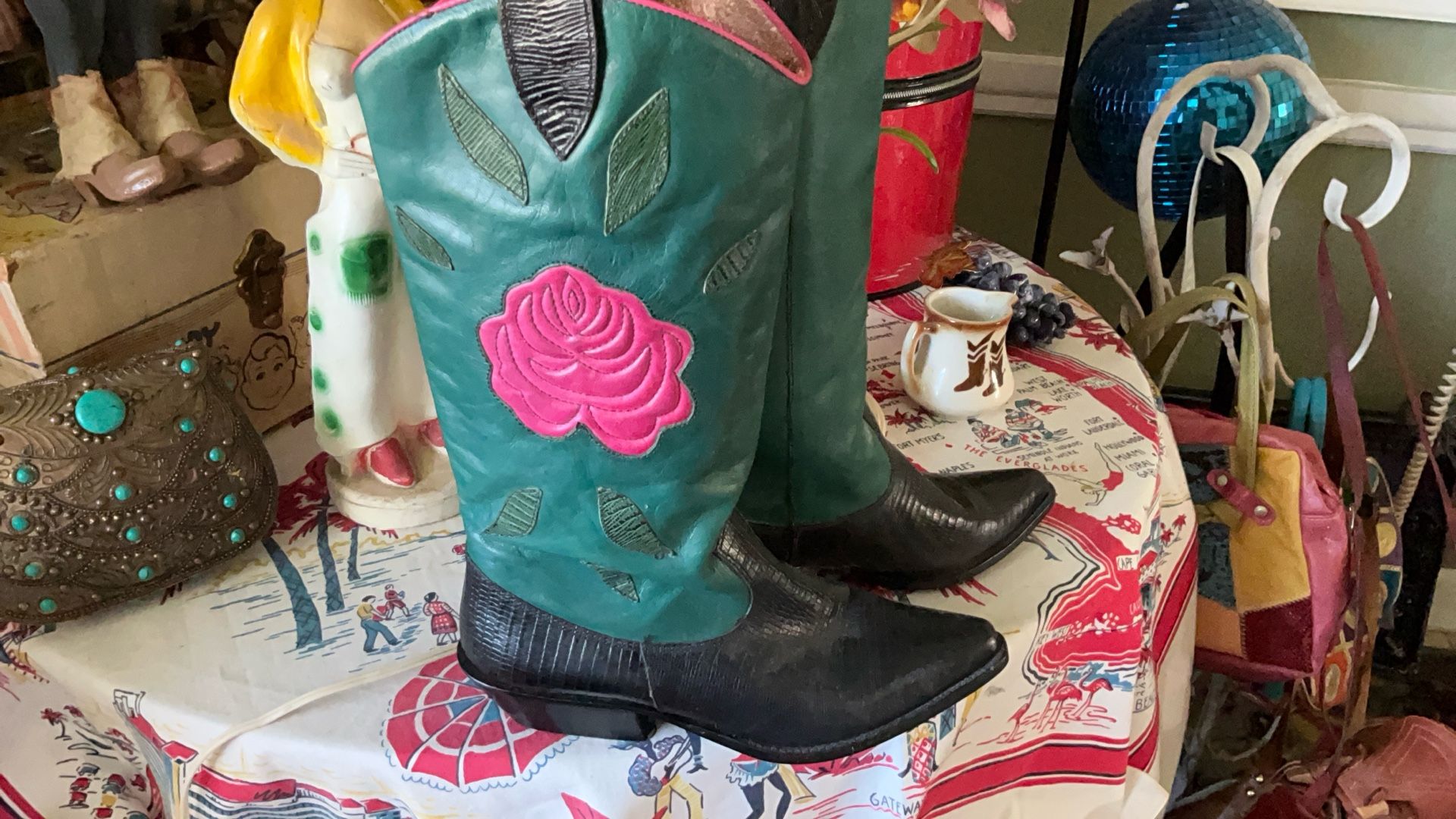 Fabulous Vintage Leather, Cowboy Boots Women’s Size 7, Unusual