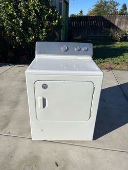 Maytag Dryer gas heavy duty super capacity good condition delivery and installation available