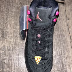 DB Jordan 12 Size 4y