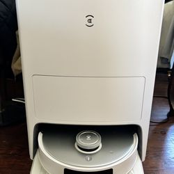 Ecovacs Robot Vacuum and Mop - Like New