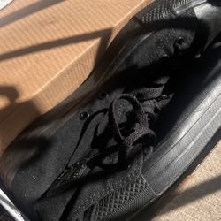 Converse Black Hightop 