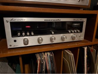 Marantz 2220B stereo receiver