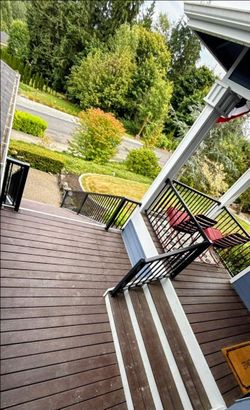 Aluminum stairs and railing