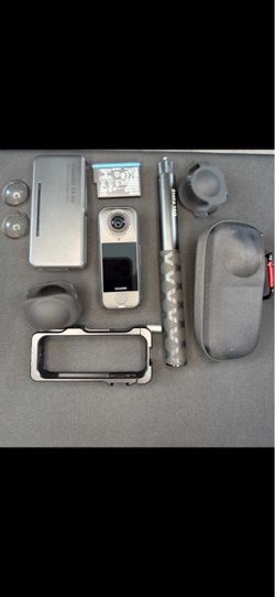 Insta360 X4 Air + Kit Completo de Accesorios/ Insta360 X4 Air + Complete Accessory Bundle