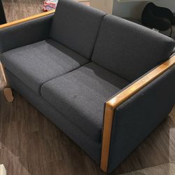 Love Seat/small Couch 
